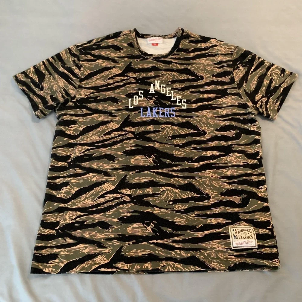 Los Angeles Lakers Shirt Mens Large Green NBA Basketball Camo Mitchell &‎ Ness